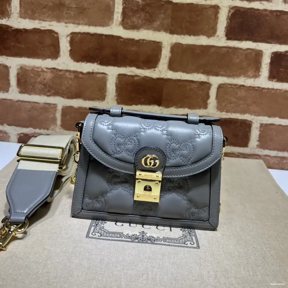 Hyperpeter BAG MATELASSÉ HANDLE TOP GG GUCCI SMALL 0626